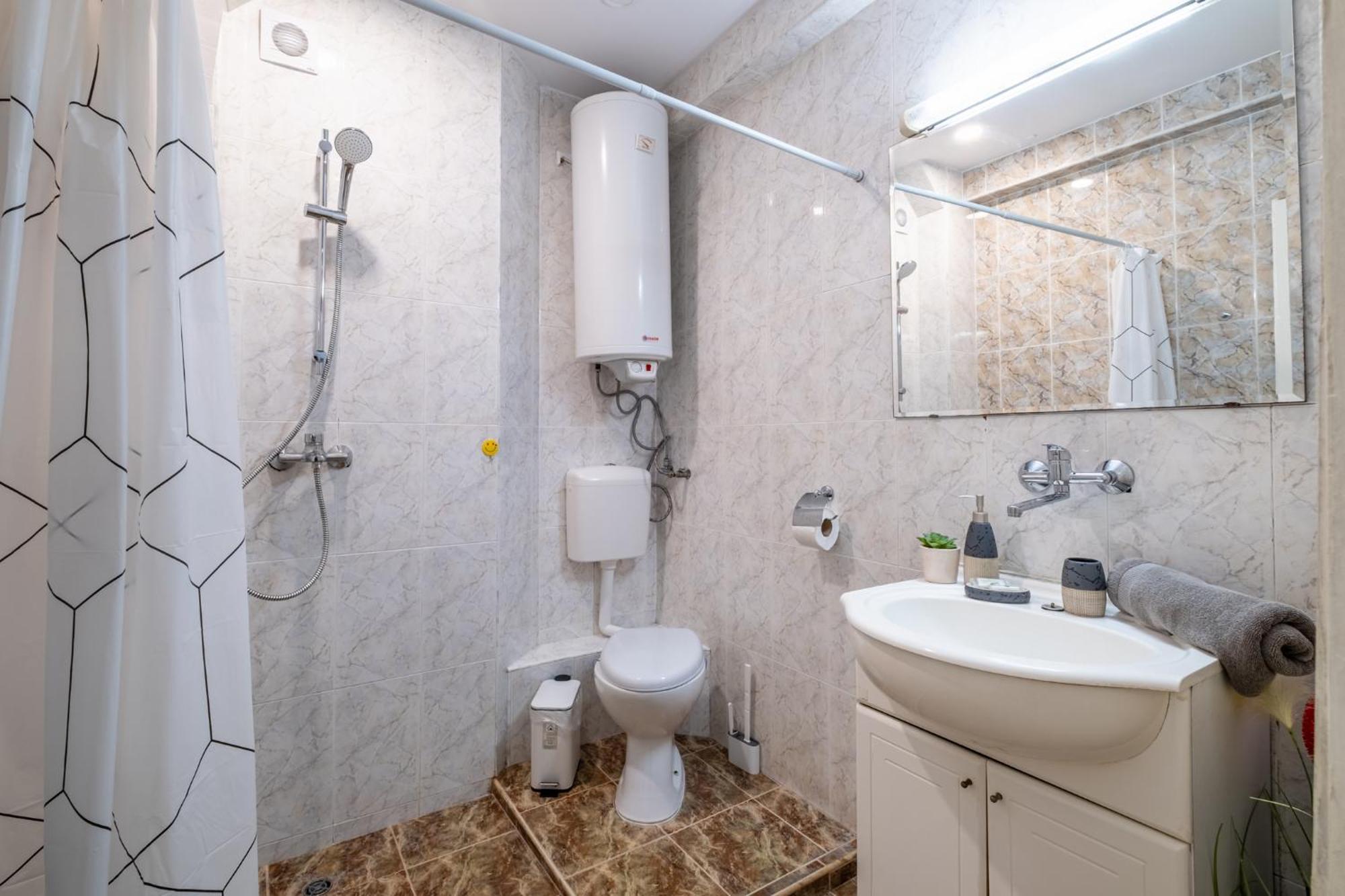 Lovely Art Apartment - Victory Βάρνα Εξωτερικό φωτογραφία